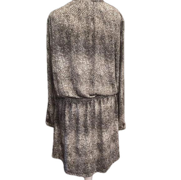 Hilary Radley M long sleeved dress with drawstring waist in snakeskin like print - Picture 5 of 9